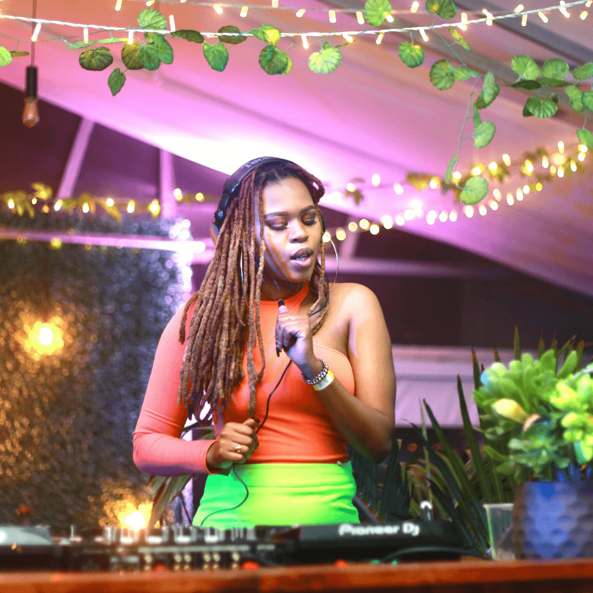 Afrobeats Playlist (100+ Afrobeats Hits) – 2026