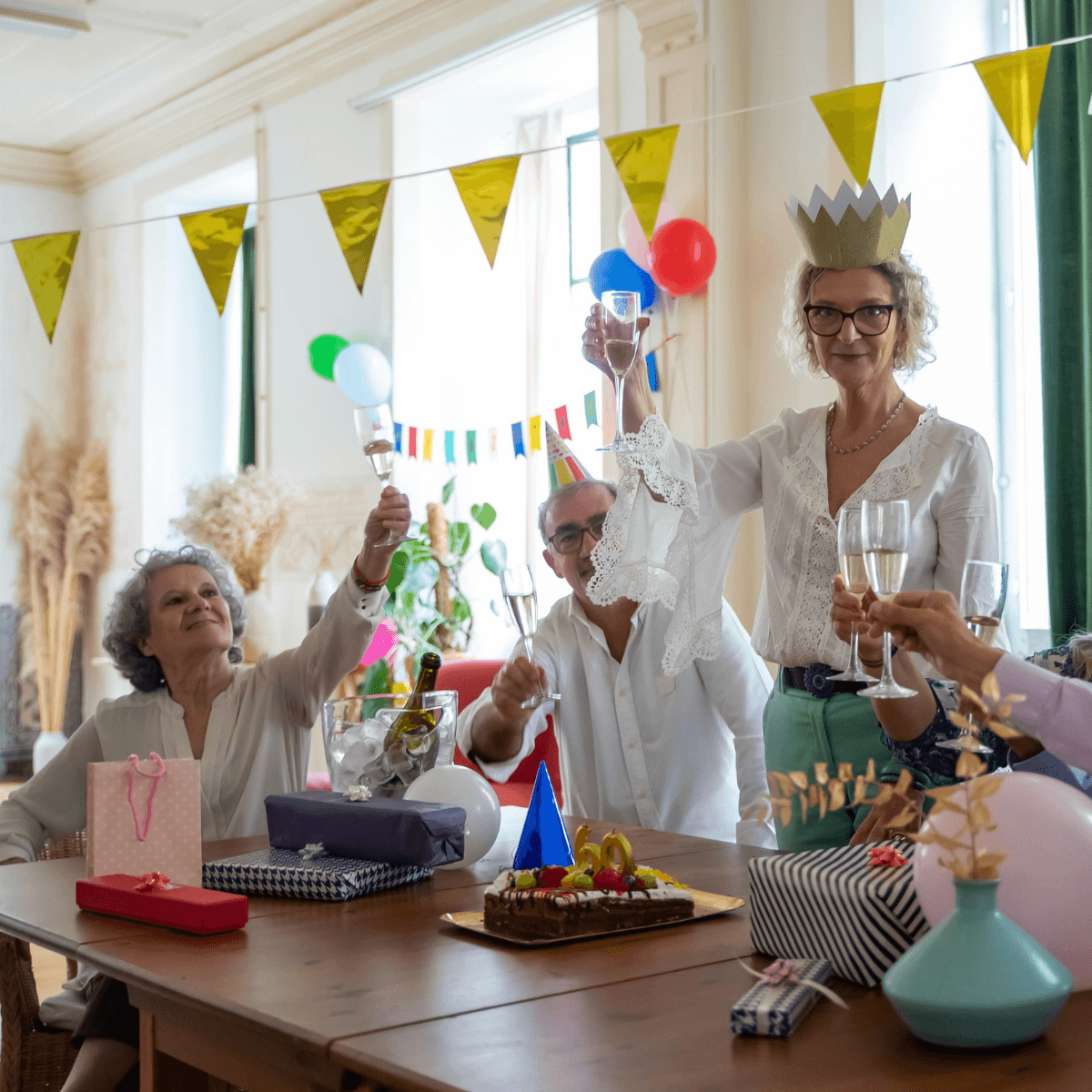 Best 70th Birthday Playlist (100+ Timeless & Classic Songs)
