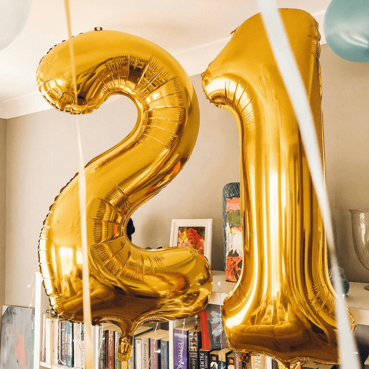 Best 21st Birthday Playlist (100+ Party Anthems) – 2026